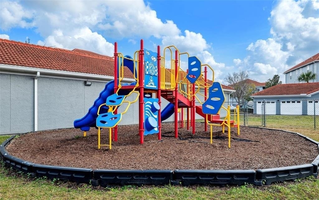 18001 Richmond Place Drive - Photo 24
