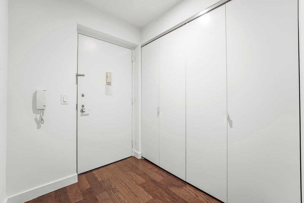 116 John Street - Photo 5
