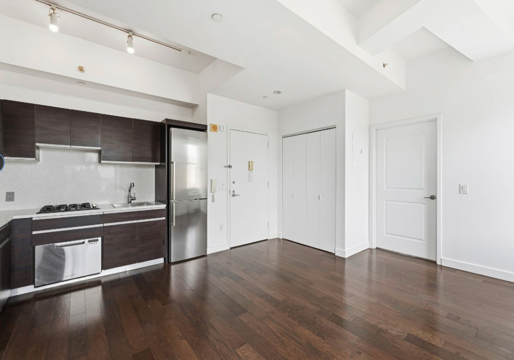 116 John Street - Photo 2