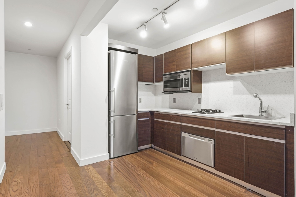 116 John Street - Photo 3