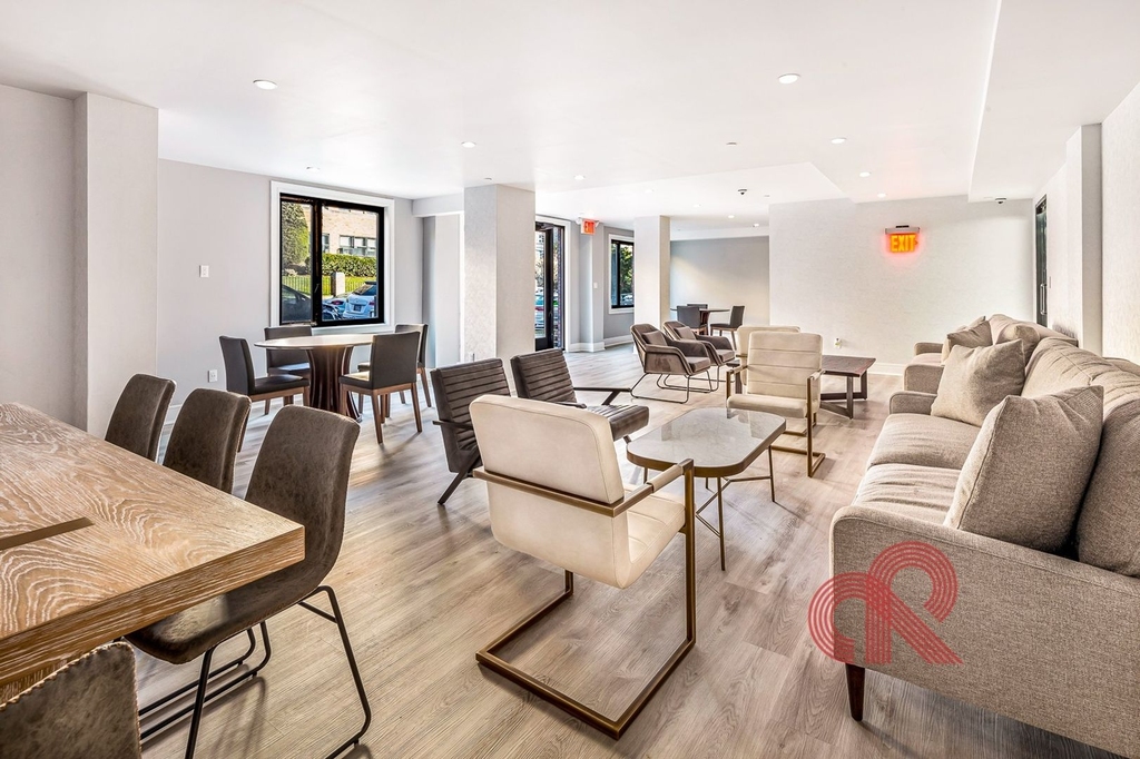 177-30 Wexford Terrace - Photo 8