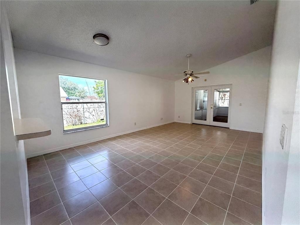 9176 Fort Jefferson Boulevard - Photo 2