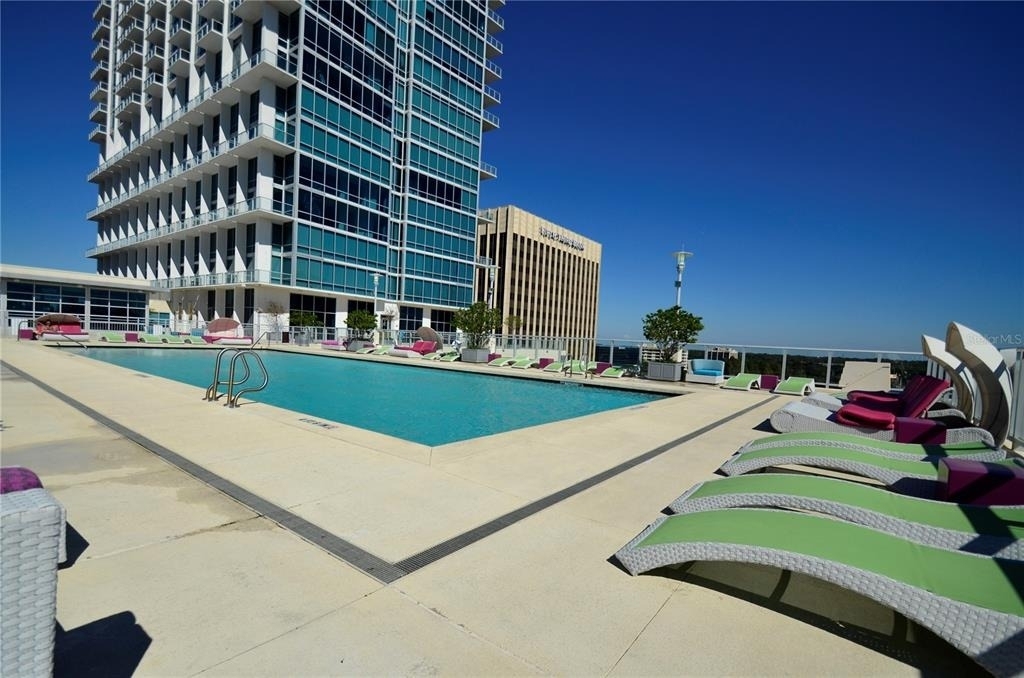 150 E Robinson Street - Photo 15