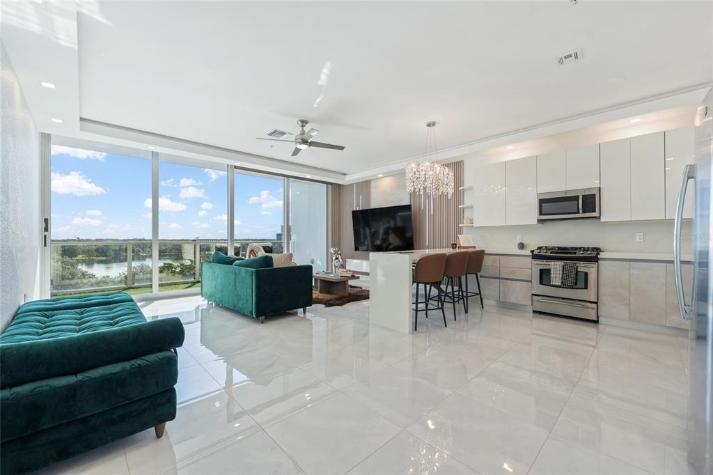 150 E Robinson Street - Photo 9