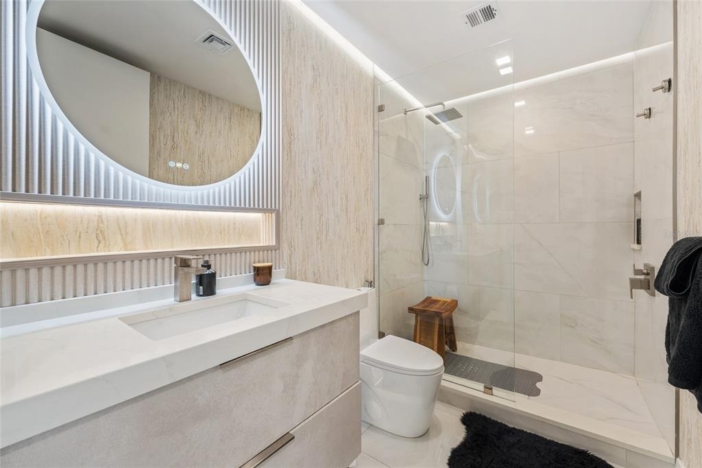150 E Robinson Street - Photo 5