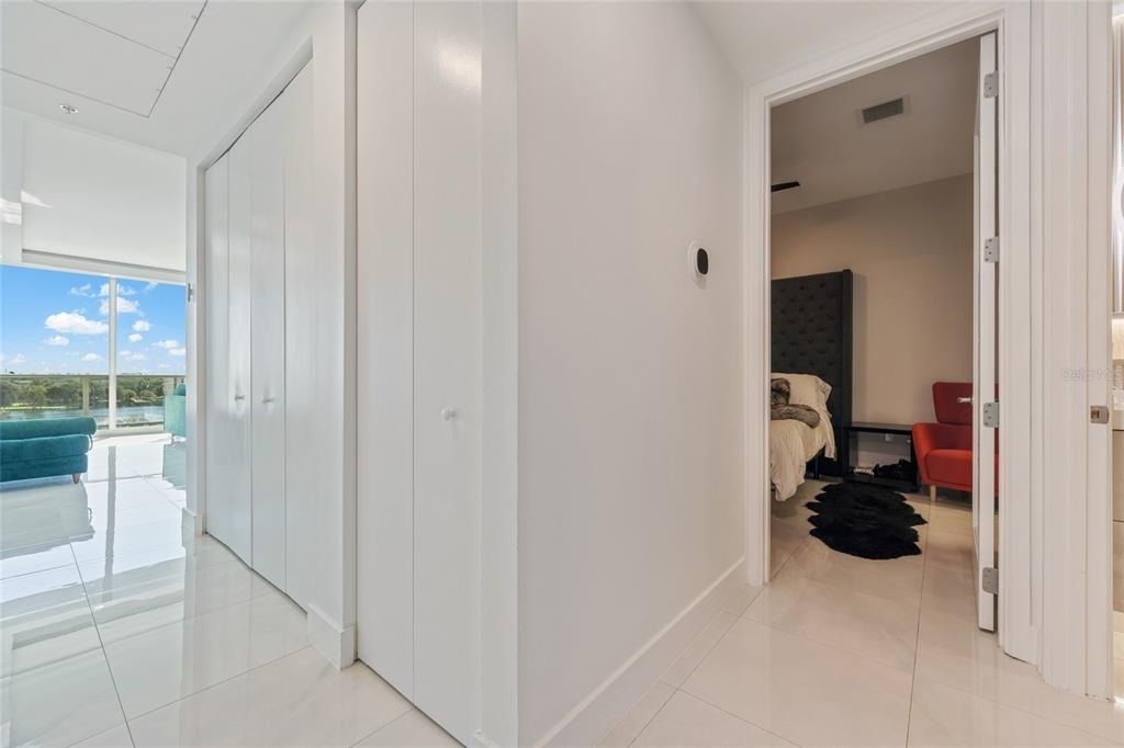 150 E Robinson Street - Photo 2