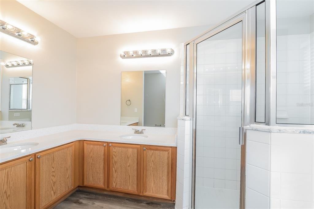 133 Carlisle Court - Photo 7