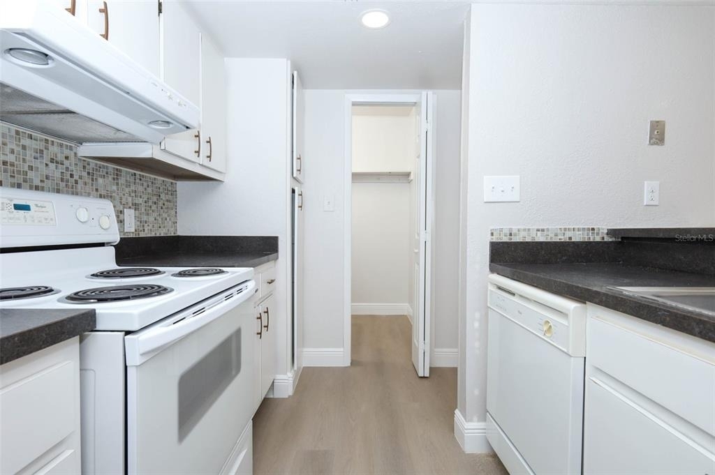 4029 Henley Road - Photo 2
