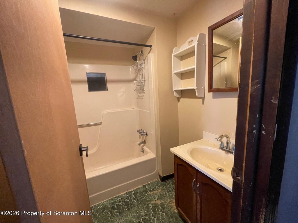 780 Hazle Street - Photo 4