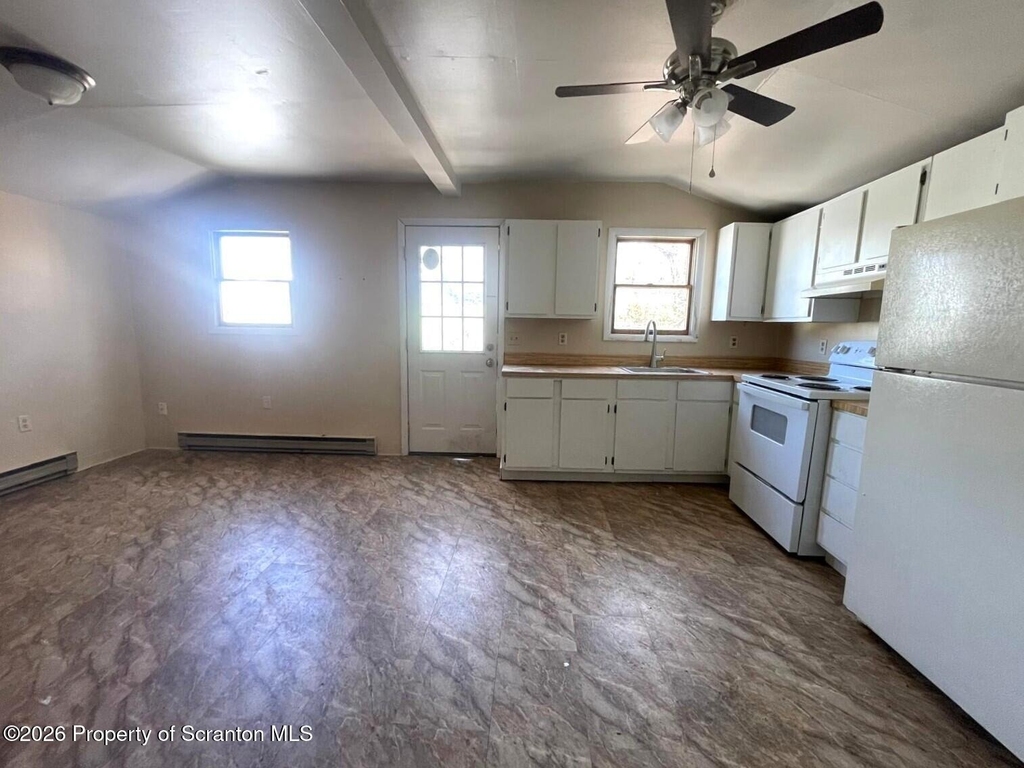 780 Hazle Street - Photo 3