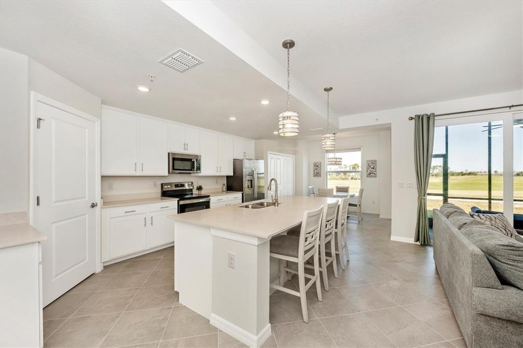 12550 Galapagos Street - Photo 4