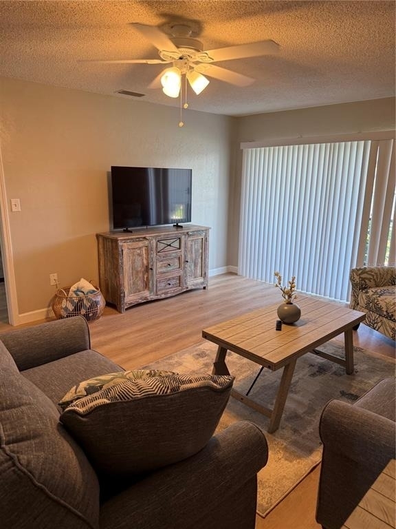 4711 Santa Barbara Boulevard - Photo 8