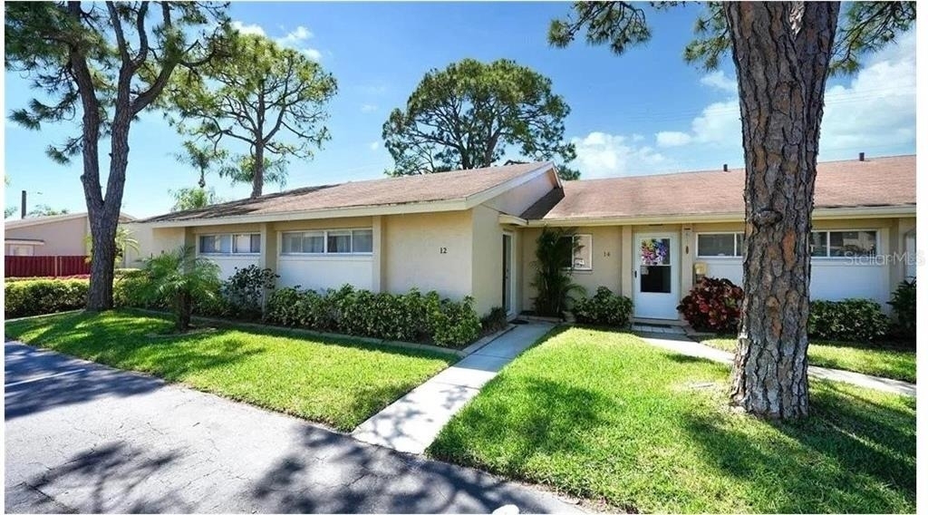 2782 Woodgate Lane - Photo 0