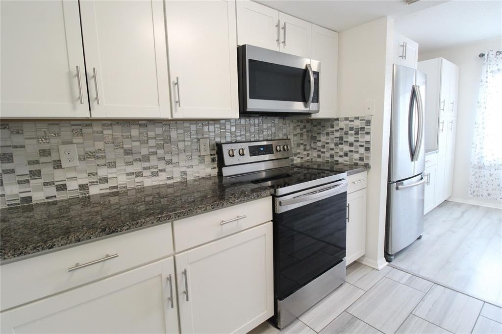 5310 26th Street W - Photo 6