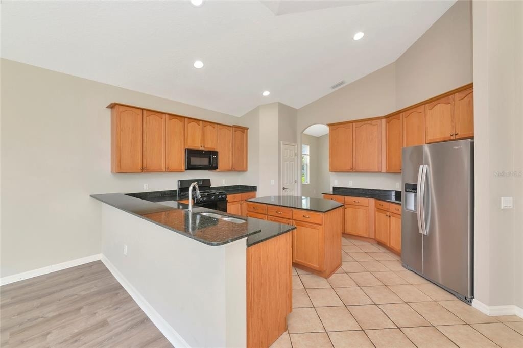 12079 Aster Avenue - Photo 8