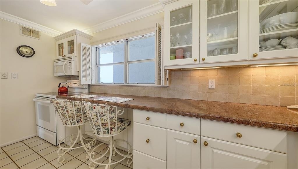 9393 Midnight Pass Road - Photo 4