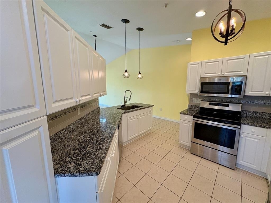 6421 Bay Cedar Lane - Photo 5