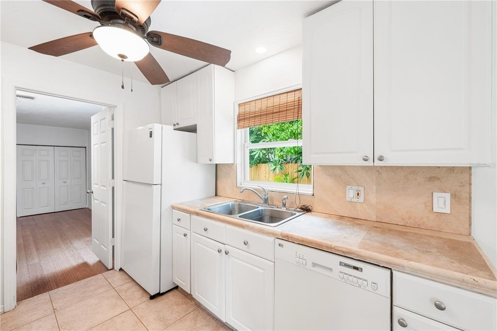3709 Alden Way - Photo 16