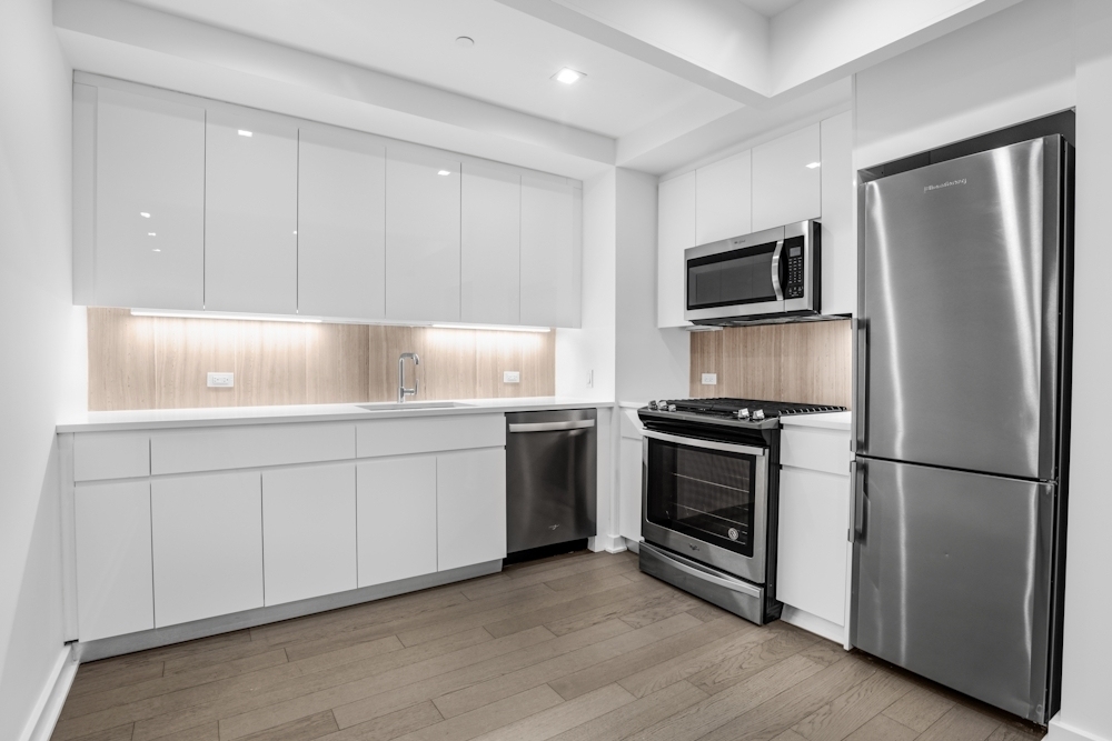 29-22 Northern Blvd - Photo 1