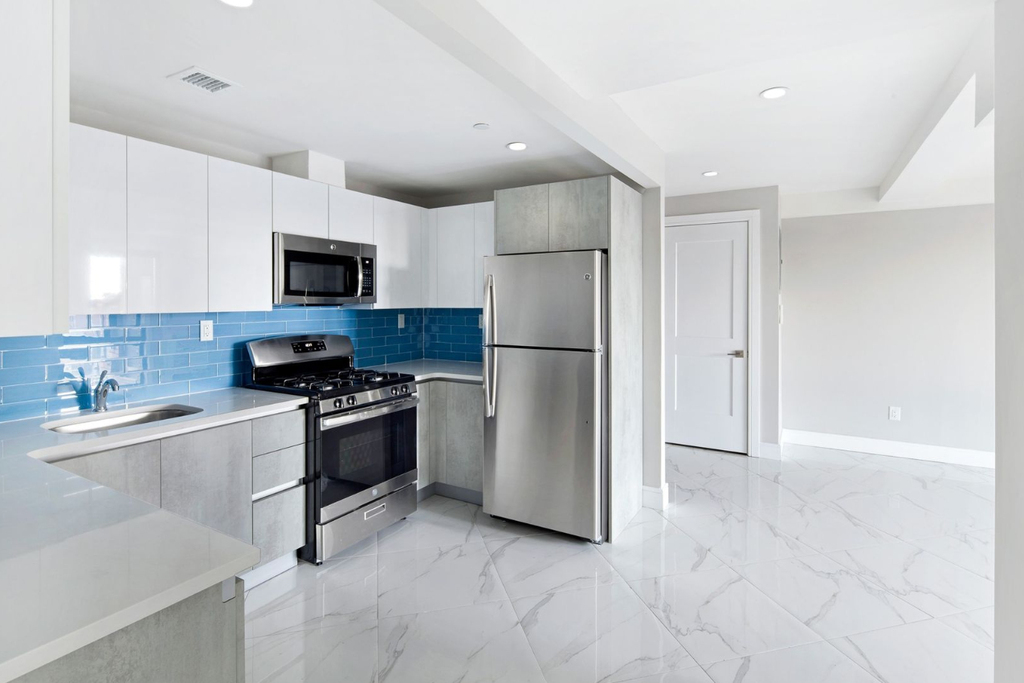 177-30 Wexford Terrace - Photo 2
