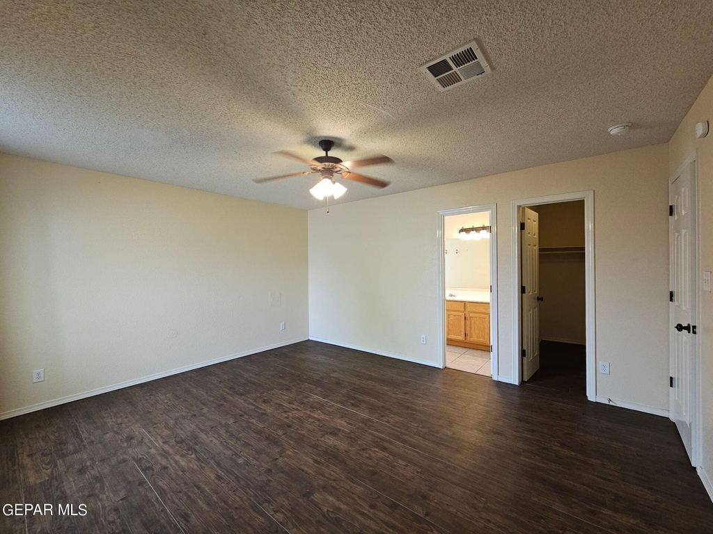 10909 Northview Drive - Photo 5
