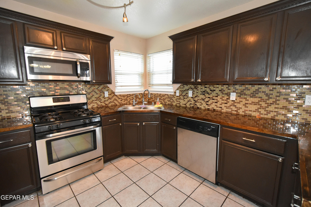 6189 Night Fall Place - Photo 17