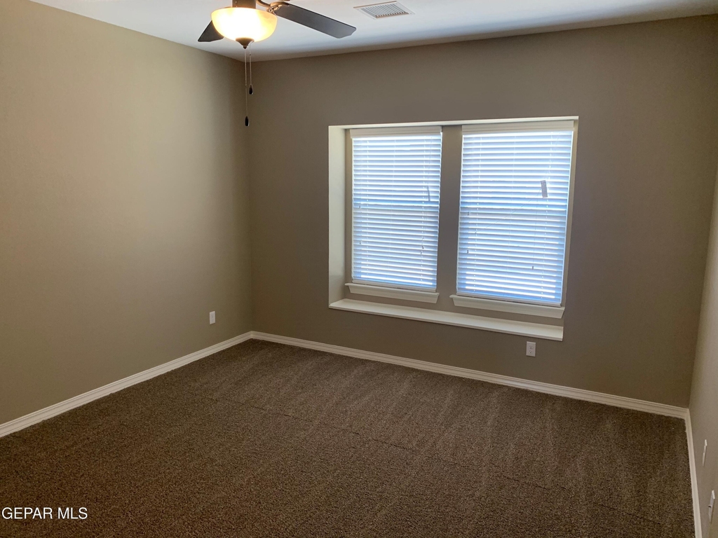 13668 Garforth Avenue - Photo 4