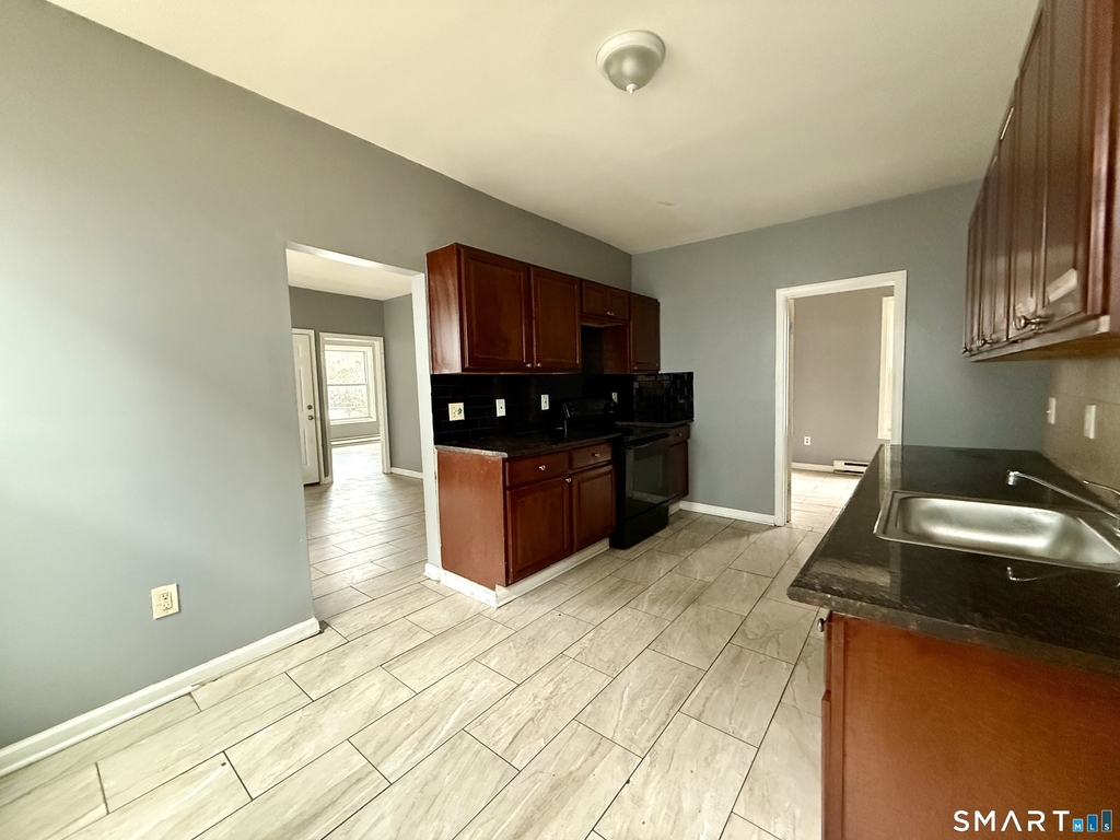 72 Burton Street - Photo 5