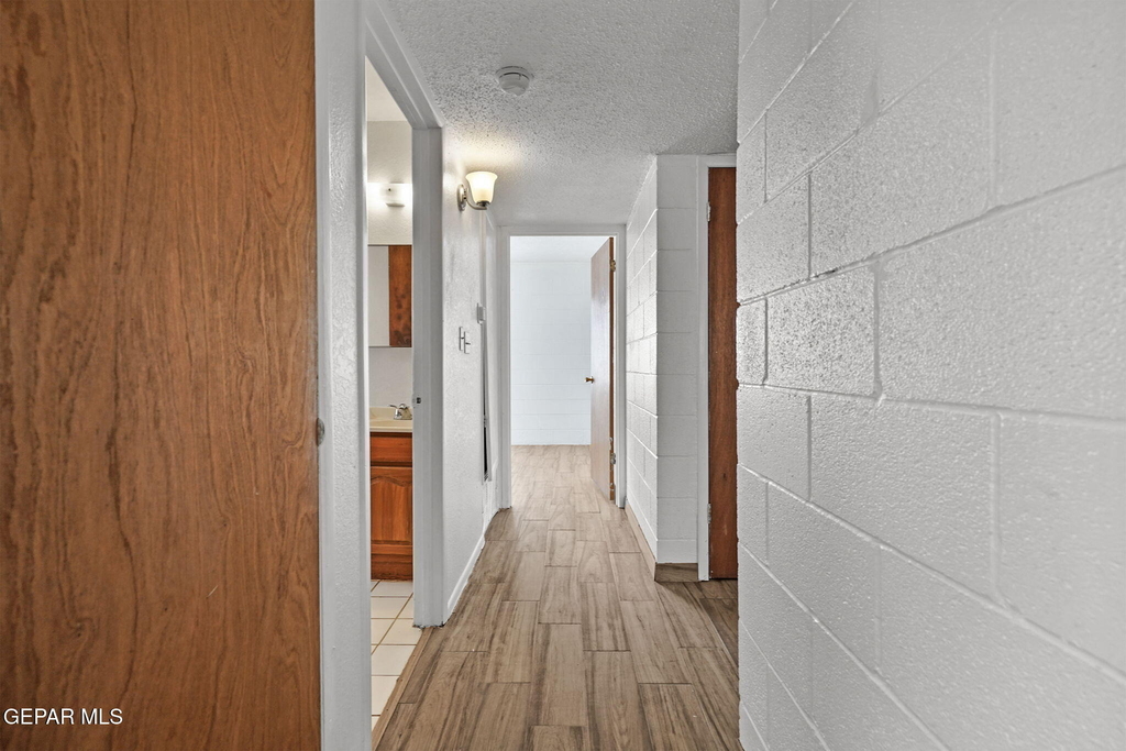 4006 Laredo Avenue - Photo 8