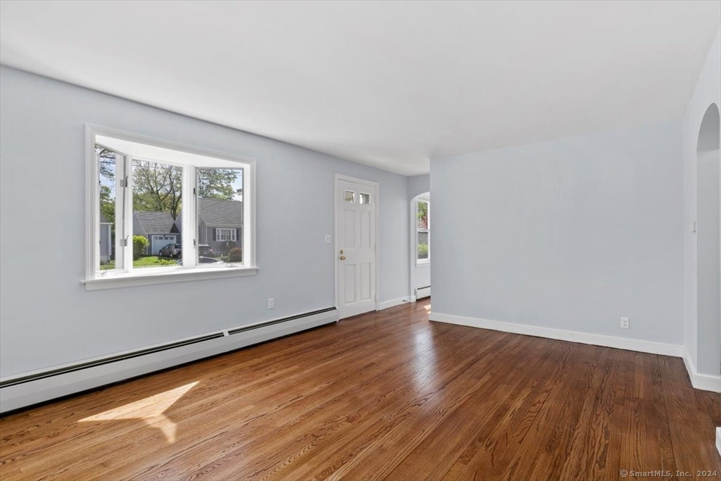 119 Sunnyside Court - Photo 2