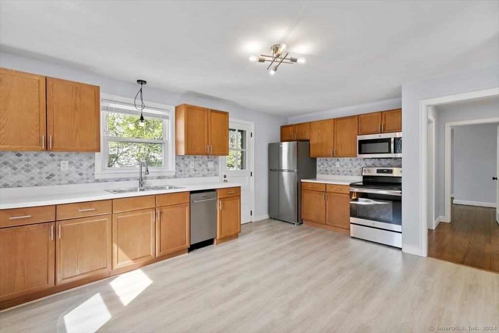 119 Sunnyside Court - Photo 6