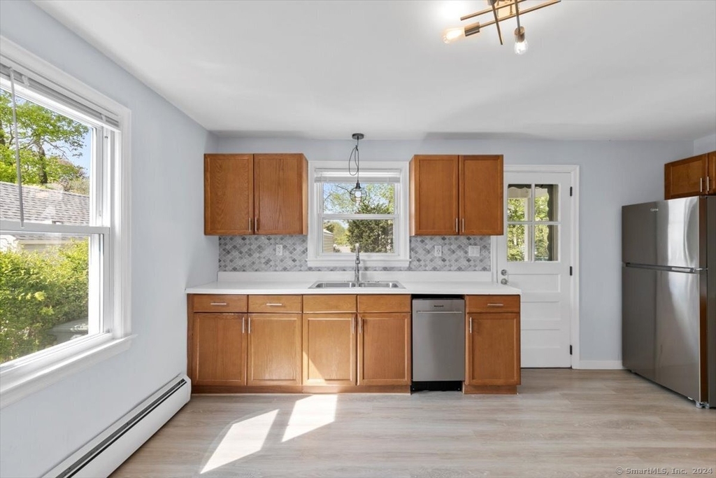 119 Sunnyside Court - Photo 5