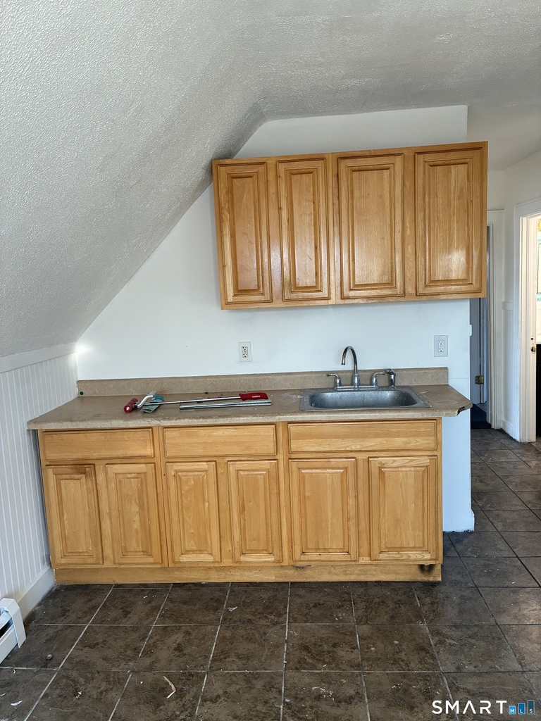255 Poplar Street - Photo 1
