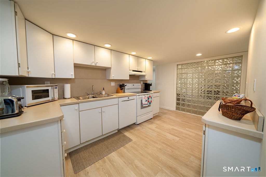 133 Linden Avenue - Photo 5