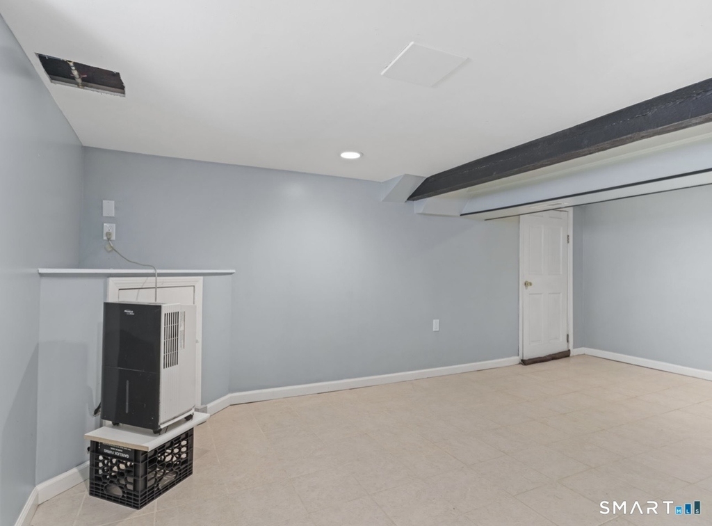 709 Tunxis Hill Road - Photo 21