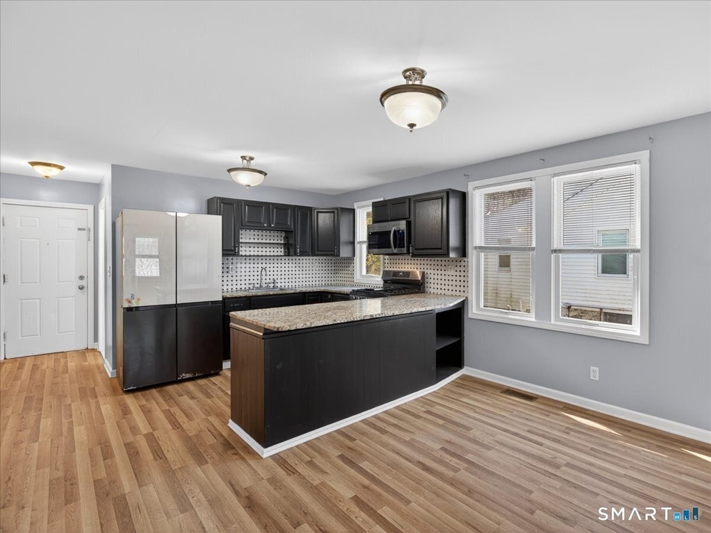 91 Jewett Street - Photo 4