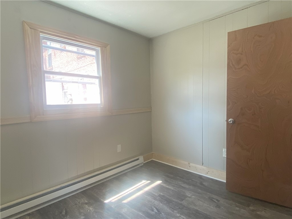 201 Irving Ave. - Photo 10