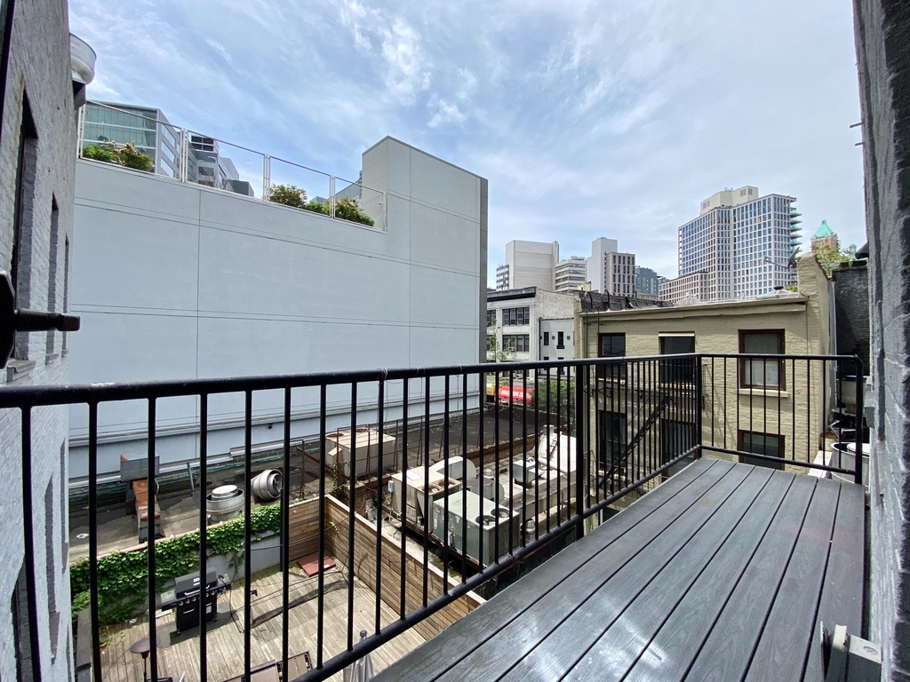 Willoughby Street - Photo 3