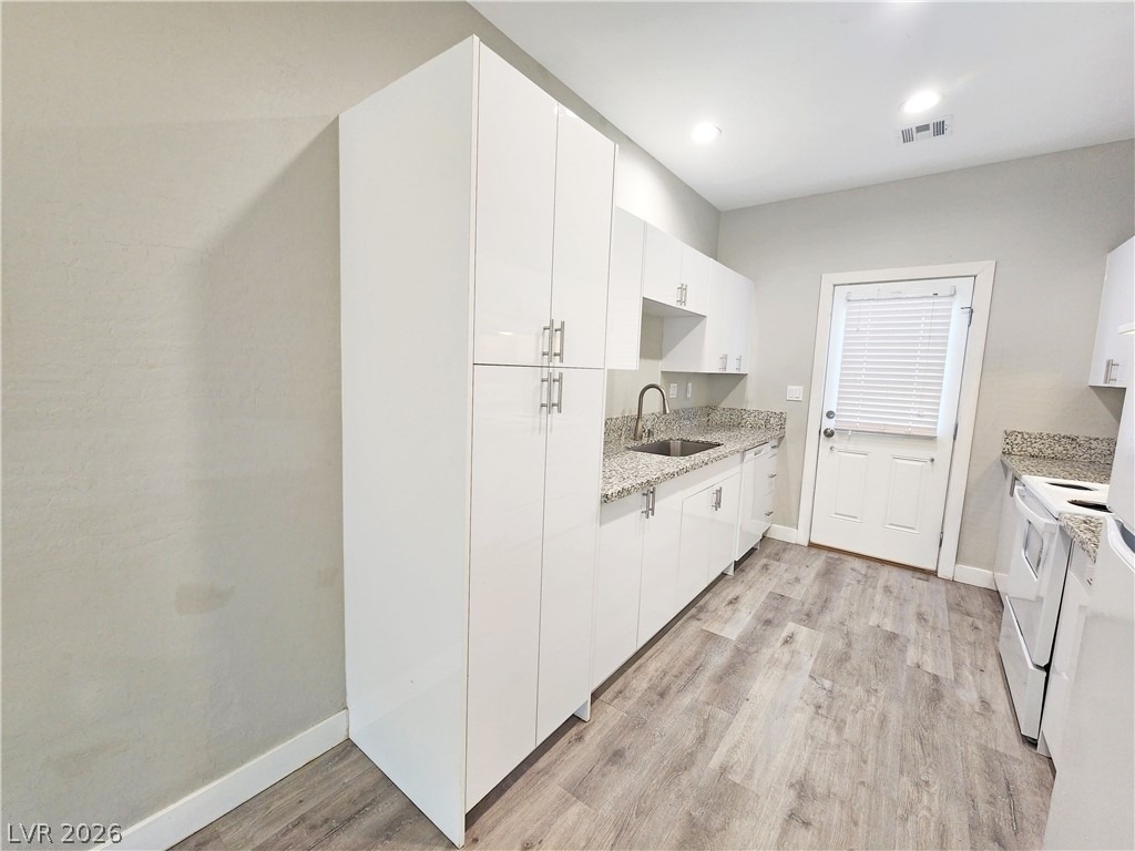 1121 Sixshooter Avenue - Photo 7
