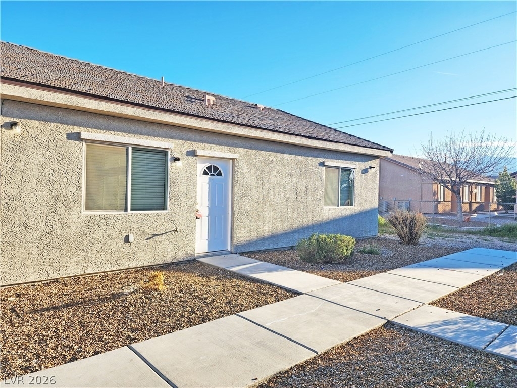 1121 Sixshooter Avenue - Photo 2