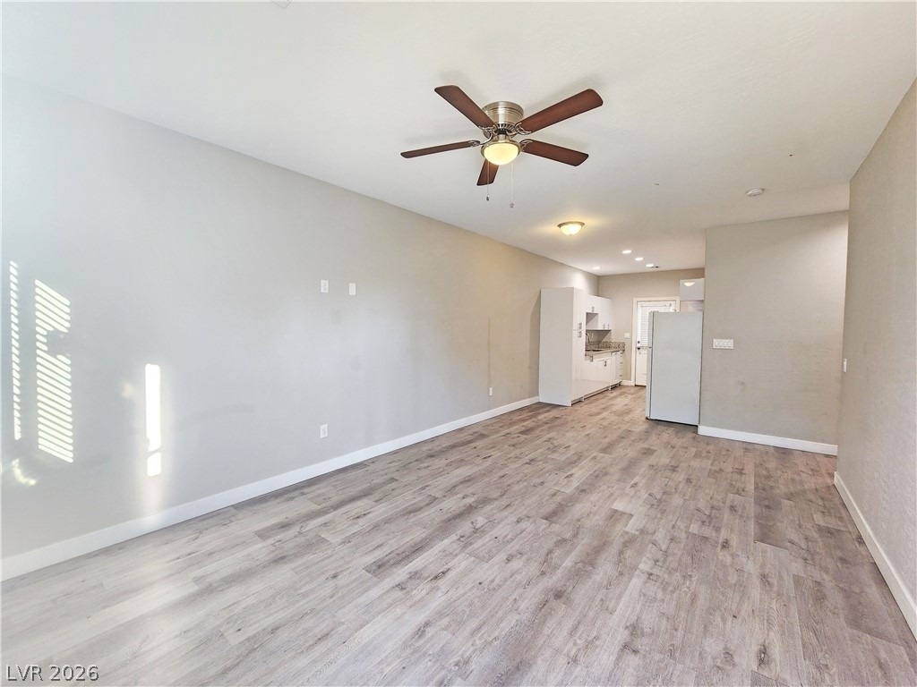 1121 Sixshooter Avenue - Photo 3