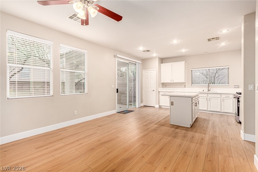 11209 Salentino Avenue - Photo 13
