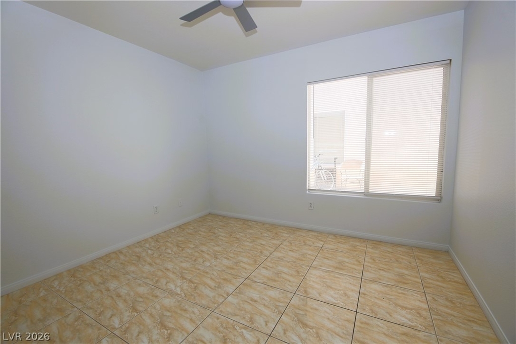 554 Campus Oaks Court - Photo 14
