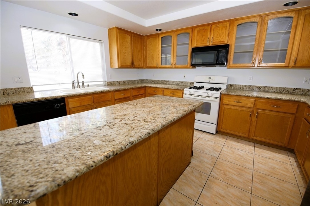 554 Campus Oaks Court - Photo 8