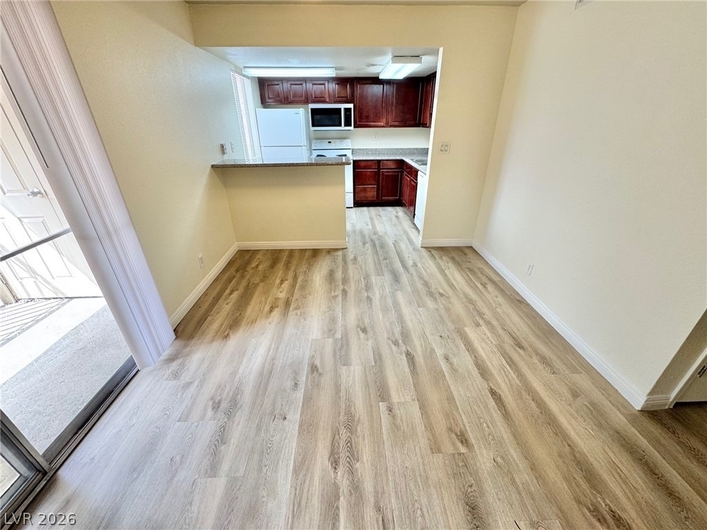 5422 River Glen Drive - Photo 4