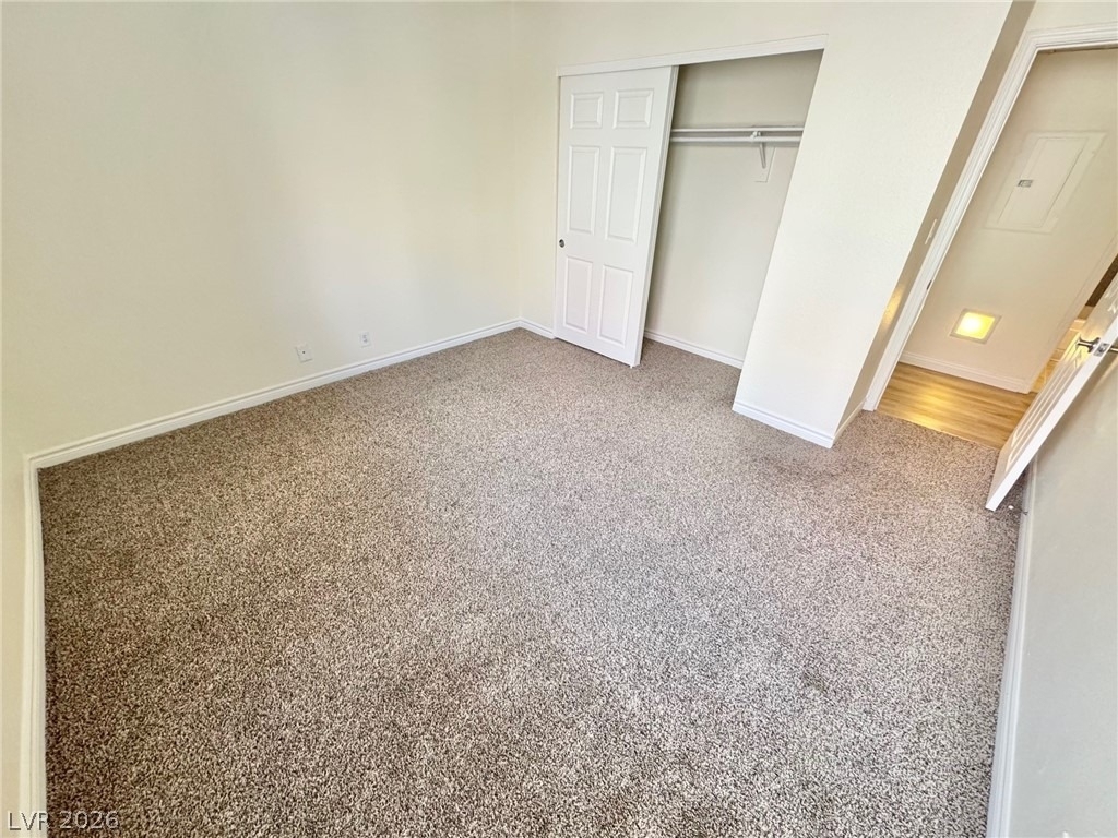 5422 River Glen Drive - Photo 8