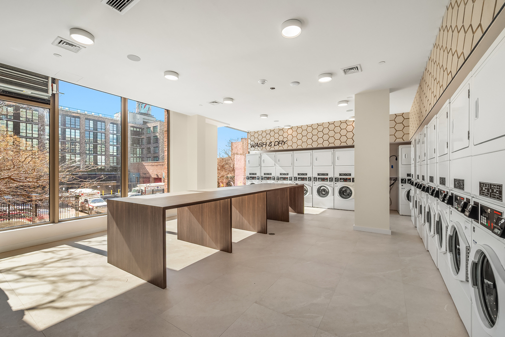 395 Carroll Street - Photo 14