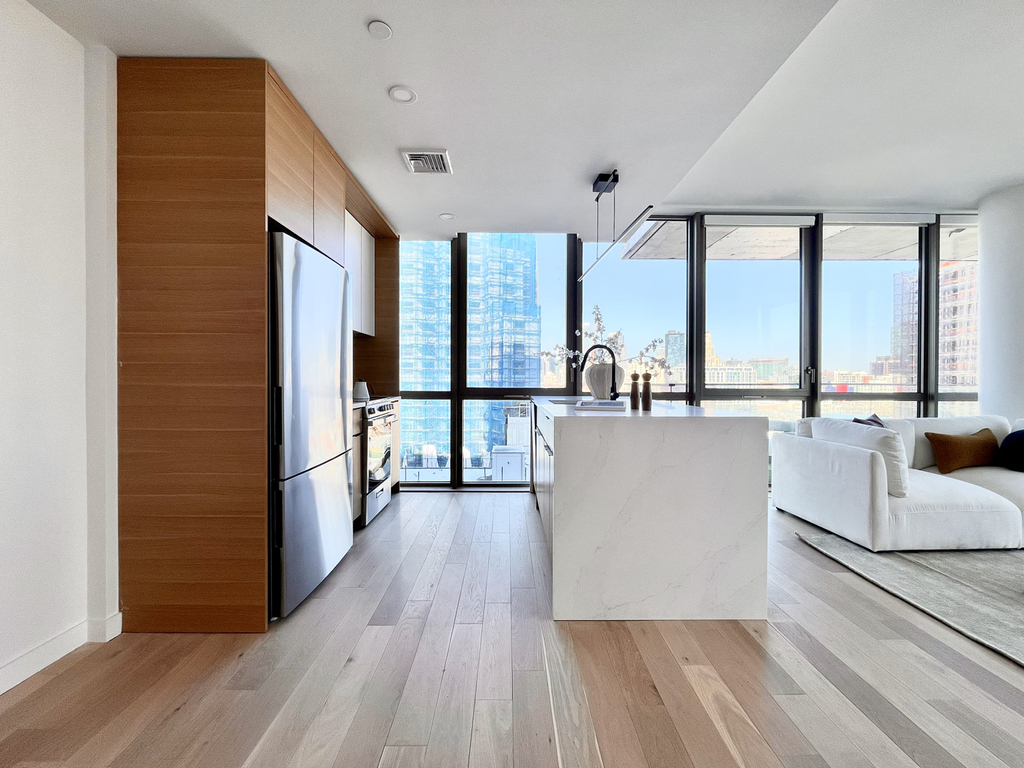 395 Carroll Street - Photo 3