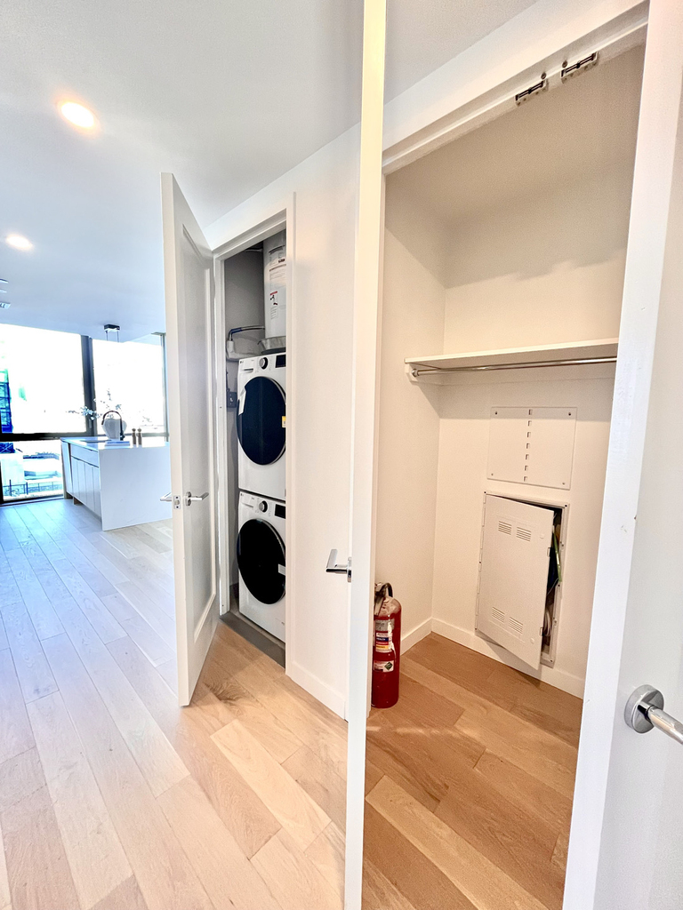 395 Carroll Street - Photo 11