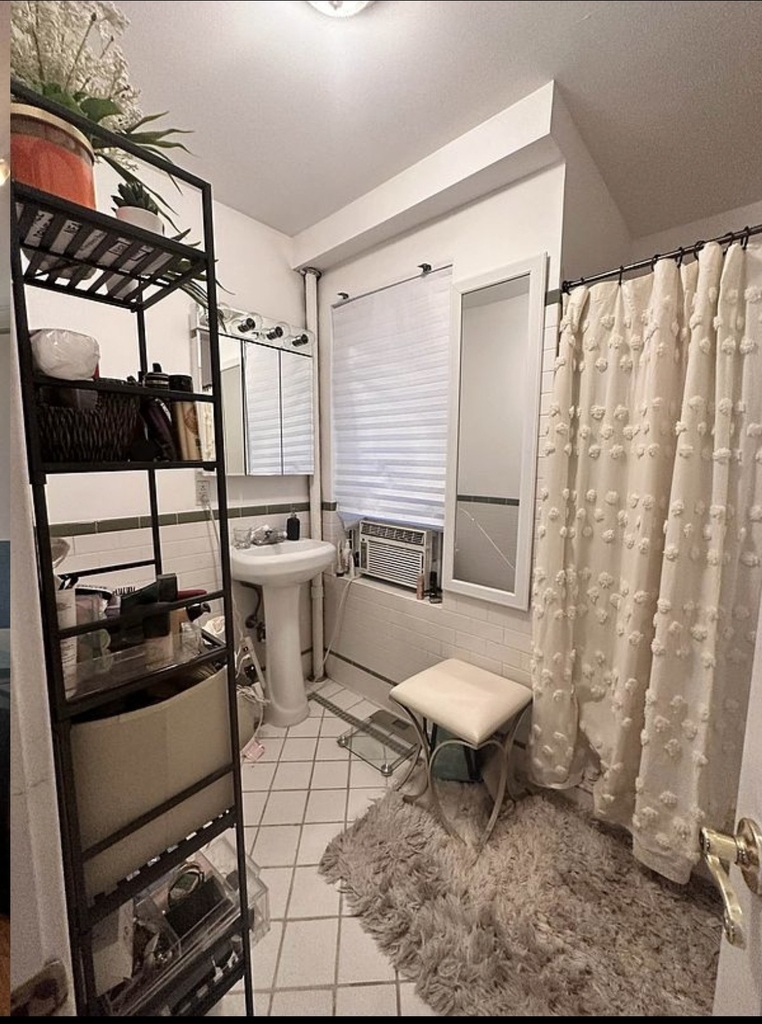 237 West 10th Street - Photo 5
